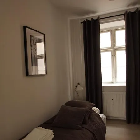 2 In - Sankt Peder Straede 23